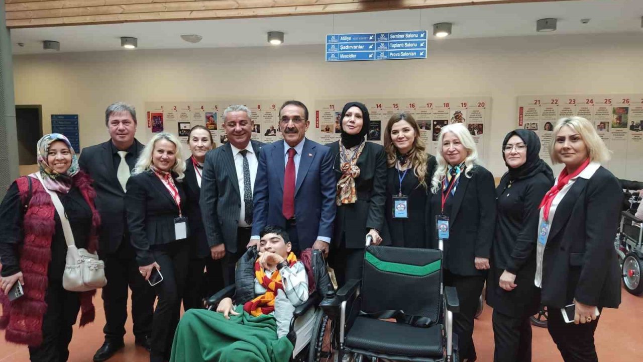 Kırşehir Beyazay Derneği’nden ’Bir Sandalye Bir Umut’ projesine katkı