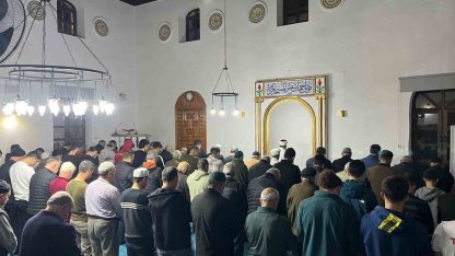 Köyceğizliler Regaib Kandili’nde camileri doldurdu