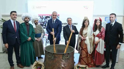 Kültür ve Turizm Bakanı Ersoy, Ankara’da Mesir Macunu kardı