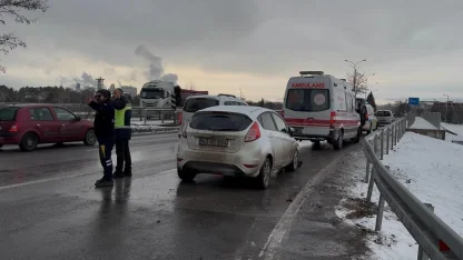 Kütahya’da iki otomobil çarpıştı: 1 yaralı