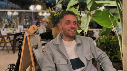 Lüks otomobil alt geçide çarptı, sürücü hayatını kaybetti