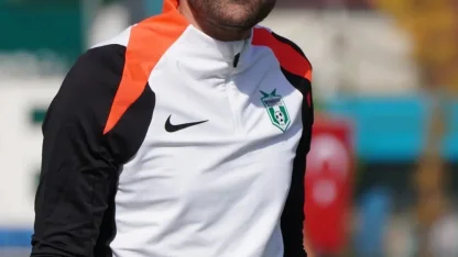 Manavgat Belediyespor, Mustafa Yüksel ile yollarını ayırdı