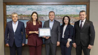 Mersin Büyükşehir Belediyesi, vatandaş memnuniyetini ’TS ISO 10002 Belgesi’ ile taçlandırdı