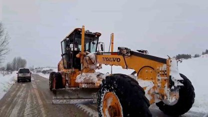 Mudurnu’da karla mücadele çalışmaları aralıksız sürüyor