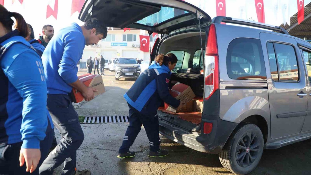 Muğla Büyükşehir Belediyesinden hayvan üreticilerine ‘Tuz Taşı’