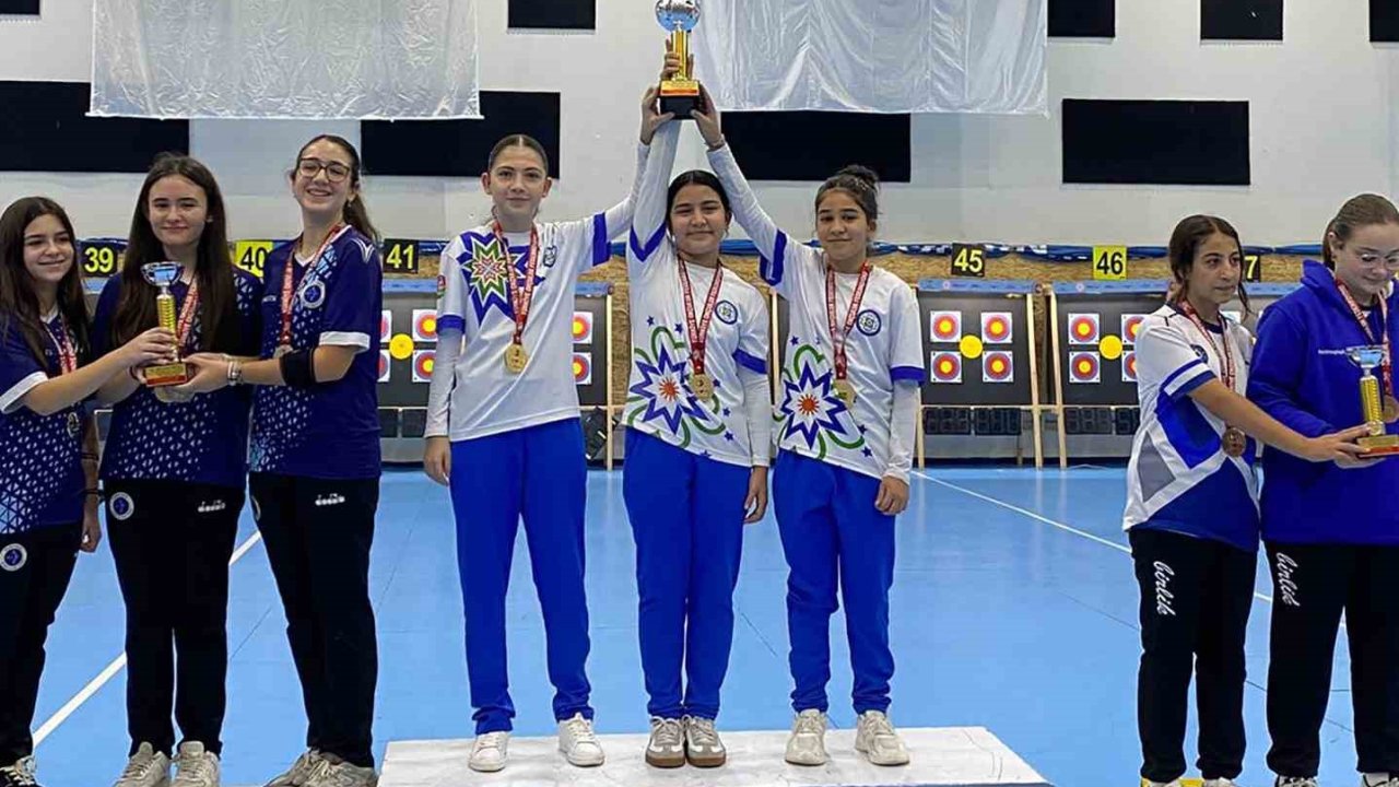 Muğla’nın ‘Altın Kızlar’ı Türkiye şampiyonu