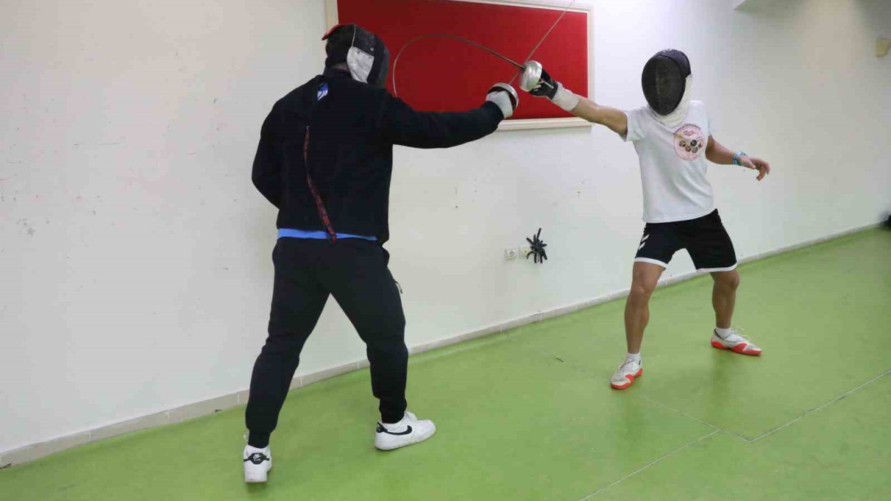 Muhammed Emir Kurtulan: "Uluslararası arenada yeni başarılara imza atmak istiyorum"