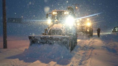 Muş’ta yeni yıl mesaisi: Vali Çakır sahadaki ekipleri ziyaret etti