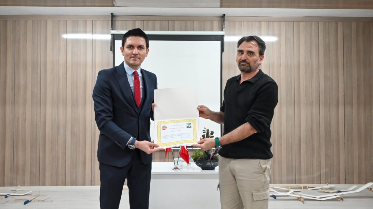 Nusaybin’de "model uçak rehber öğretmen tekamül kursu" düzenlendi