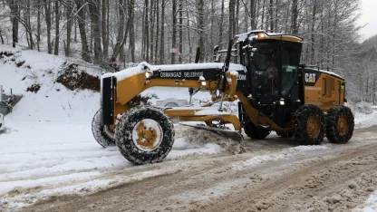 Osmangazi’de karla kapanan yollara anında müdahale