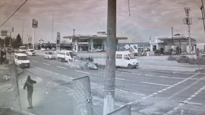 Otomobil ile elektrikli bisiklet çarpıştı: 1 ölü