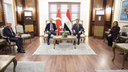 Sağlık Bakanı Memişoğlu, Mısır’da