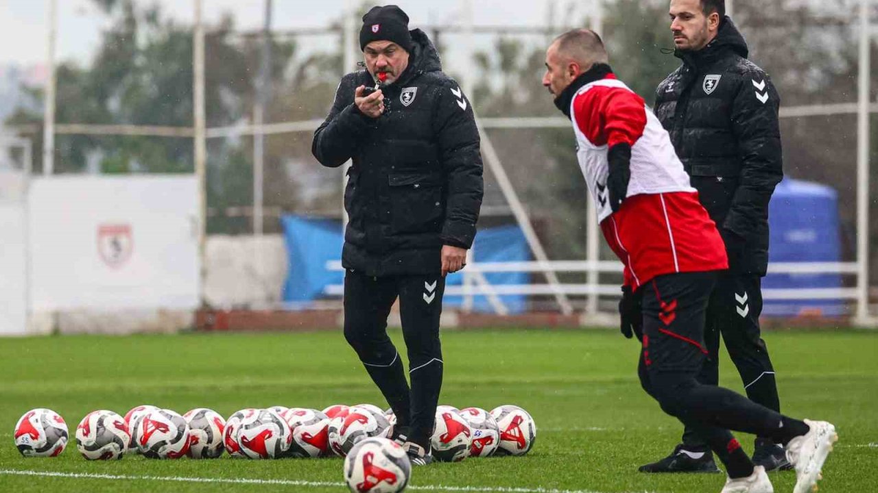 Samsunspor, Fenerbahçe maçı hazırlıklarına başladı
