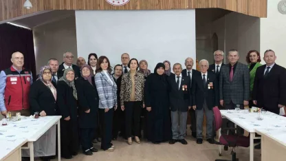 Şehit yakınları ve gaziler için Ebru Sanatı kursu