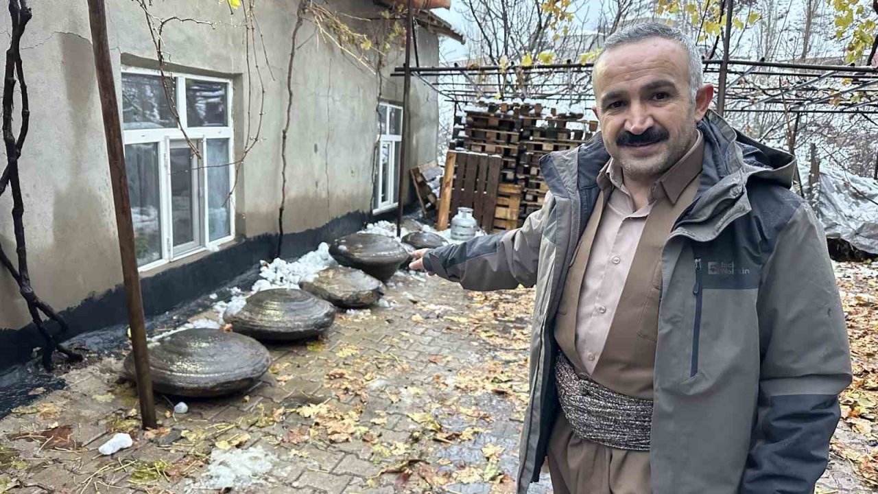 Şemdinli’nin gizemli taşları araştırılmayı bekliyor