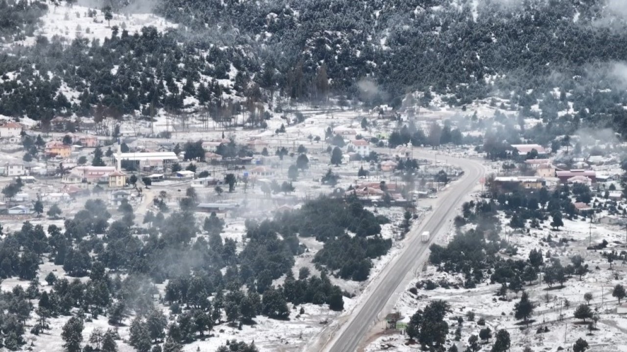 Seydikemer yaylaları beyaza büründü