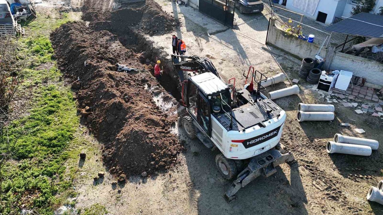 Su ve kanalizasyon ekibi 14 bin 554 kanal açtı