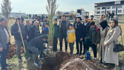 Sur olaylarında şehit düşen kolluk kuvvetleri için Diyarbakır’da fidan dikildi