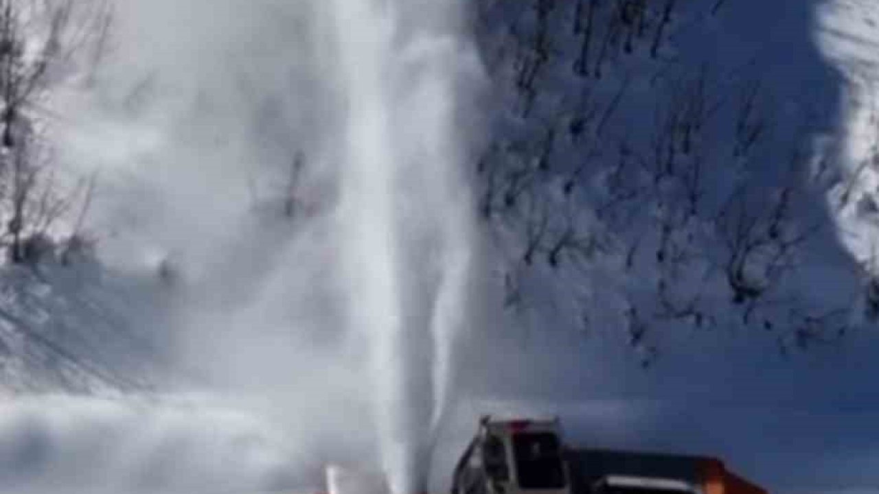 Tunceli’de 76 köy yolu ulaşıma açıldı, 59 köy yolunda çalışmalar devam ediyor