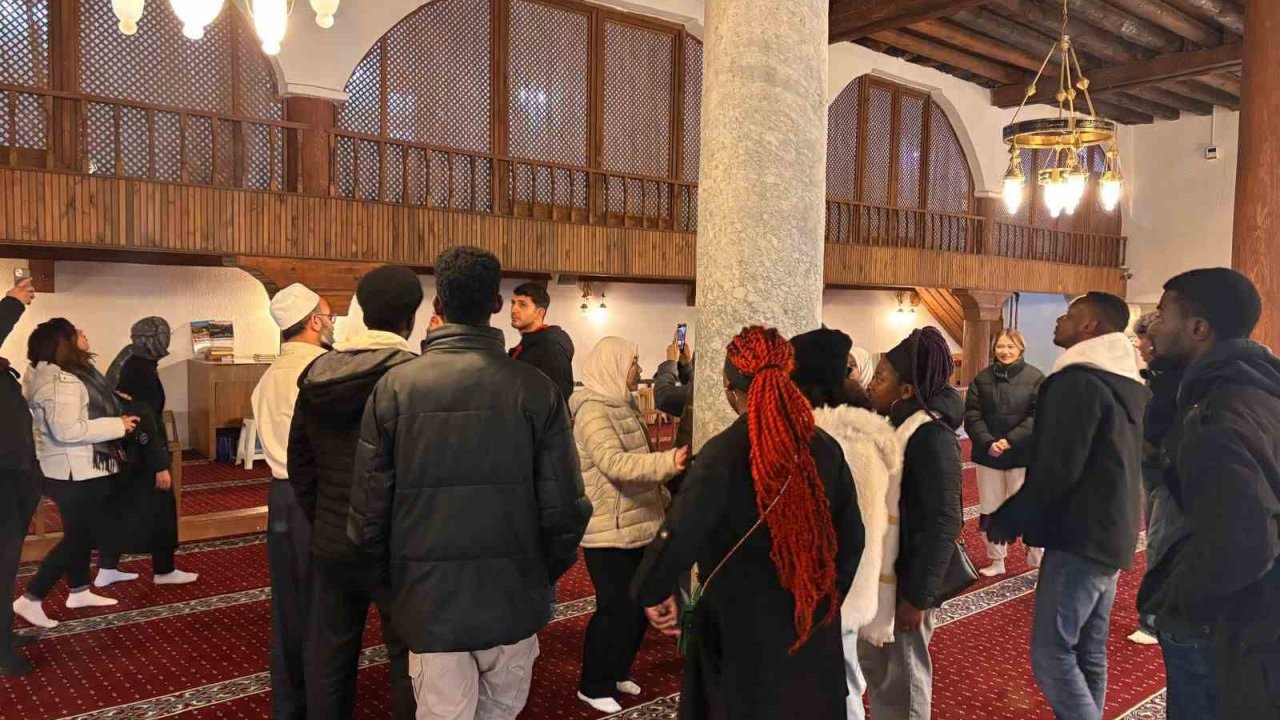 Yabancı üniversite öğrencileri Şuhut’un tarih ve kültürüyle buluştu