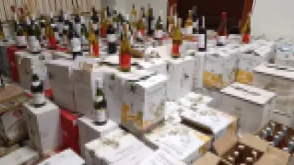 Yılbaşı öncesi kaçak içki operasyonu: 2 bin şişe ele geçirildi, 1 gözaltı