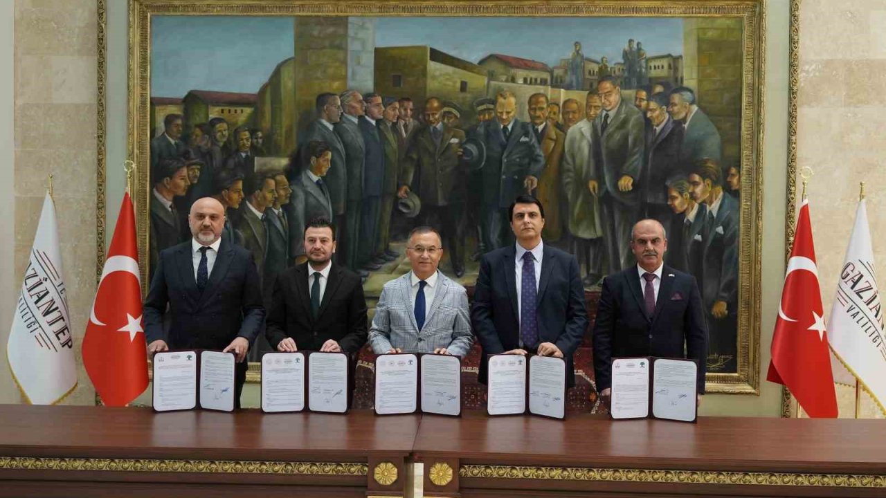 Yılmaz’dan öğrencilere 3 ayrı destek