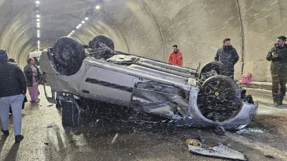 Yüksekova’da trafik kazası: 3 yaralı