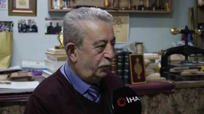 60 yıllık mücellit ustasına Kültür ve Turizm Bakanlığı’ndan "Yaşayan İnsan Hazineleri Ödülü"
