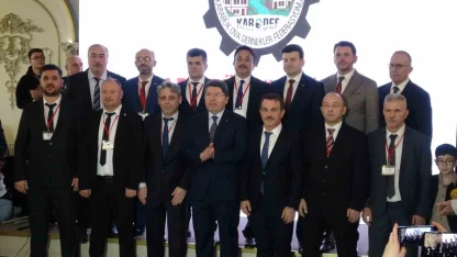 Adalet Bakanı Tunç, Bandırma Günü’nde Karabüklülerle bir araya geldi