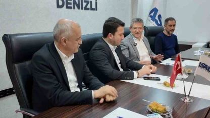 AK Parti İl Başkanı Subaşıoğlu; "Bizi takip etsinler, biz onlara proje vermeye devam edeceğiz"
