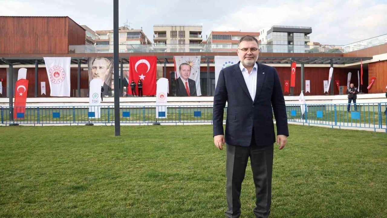 AK Parti İzmir İl Başkanı Saygılı: "AK Parti laf değil, eser üretir"