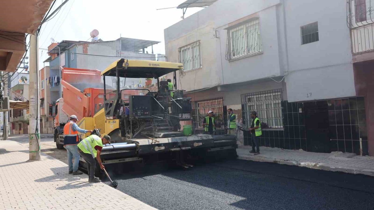 Akdeniz’de 65 mahallede kesintisiz yol çalışması