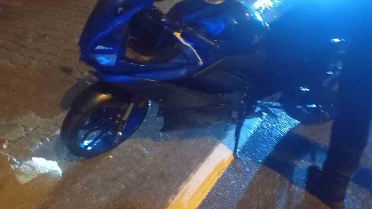 Alanya’da kontrolden çıkan motosiklet devrildi: 1 ölü
