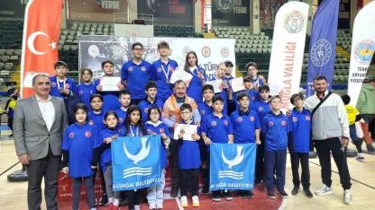 Aliağalı oryantiringciler Muğla’dan 8 Türkiye derecesiyle döndü