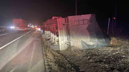 Alkollü tır sürücüsü trafik güvenliğini tehlikeye soktu
