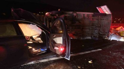 Anadolu Otoyolu’nda aynı istikamette giden otomobil ile minibüs çarpıştı: 1 ölü, 3 yaralı