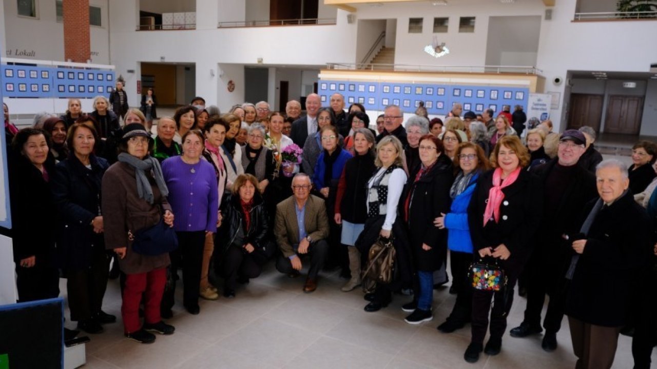 Anadolu Üniversitesi 60 yaş üstü Tazelenme Üniversitesi öğrencilerinden mandala sergisi