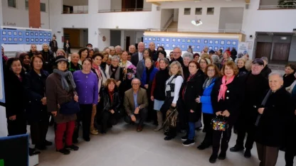 Anadolu Üniversitesi 60 yaş üstü Tazelenme Üniversitesi öğrencilerinden mandala sergisi