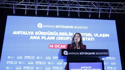 Antalya Büyükşehir Belediye Başkan Vekili Özdemir: "Günü değil geleceği kurtaran çözümlere ihtiyaç var"