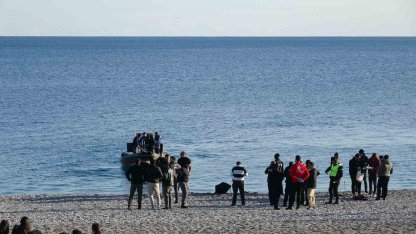 Antalya’da balık tutan vatandaşların oltasına ceset takıldı