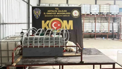 Antalya’da son 1 haftada suç işleme amacıyla örgüt kurma ve kaçakçılık suçlarından 14 kişi tutuklandı