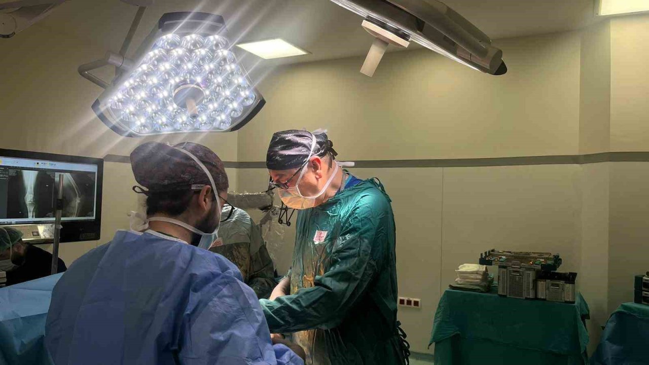 Artroskopik cerrahi ile omuz ağrılarına son