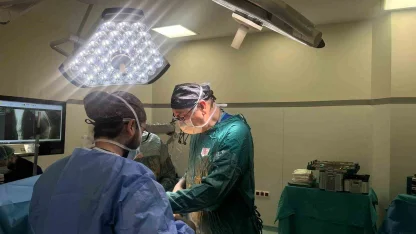 Artroskopik cerrahi ile omuz ağrılarına son