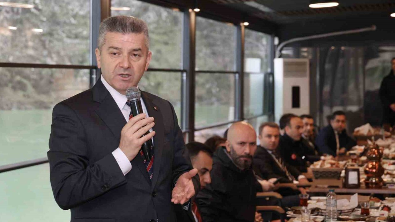 Artvin Valisi Turan Ergün: "Sarp Sınır Kapısı’ndan 2025 yılında 5 milyonun üzerinde yolcu geçti"