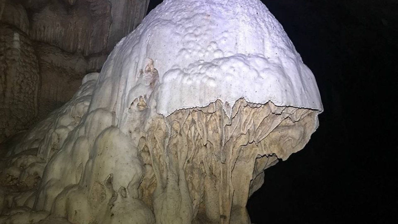 Aydın’ın yer altında saklı güzelliği Aslanlı Mağarası, maceraperestlerin rotasında