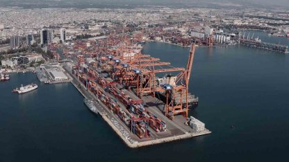 Bakan Uraloğlu: "Aralık ayında 49,8 milyon ton yük elleçlendi"