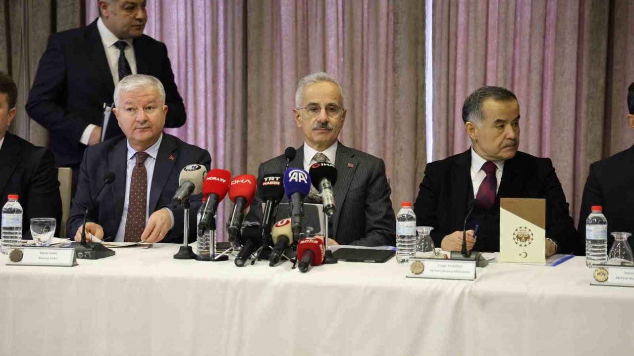 Bakan Uraloğlu, "Süreci sekteye uğratmak isteyenlere asla müsaade etmeyeceğiz"