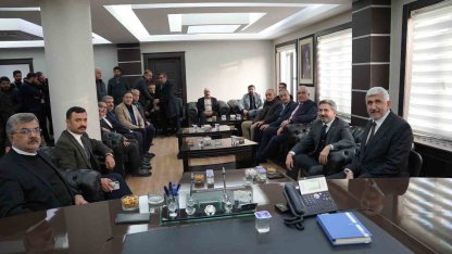 Bakan Yardımcısı Aydın, Belediye Başkanı Hallaç ile bir araya geldi