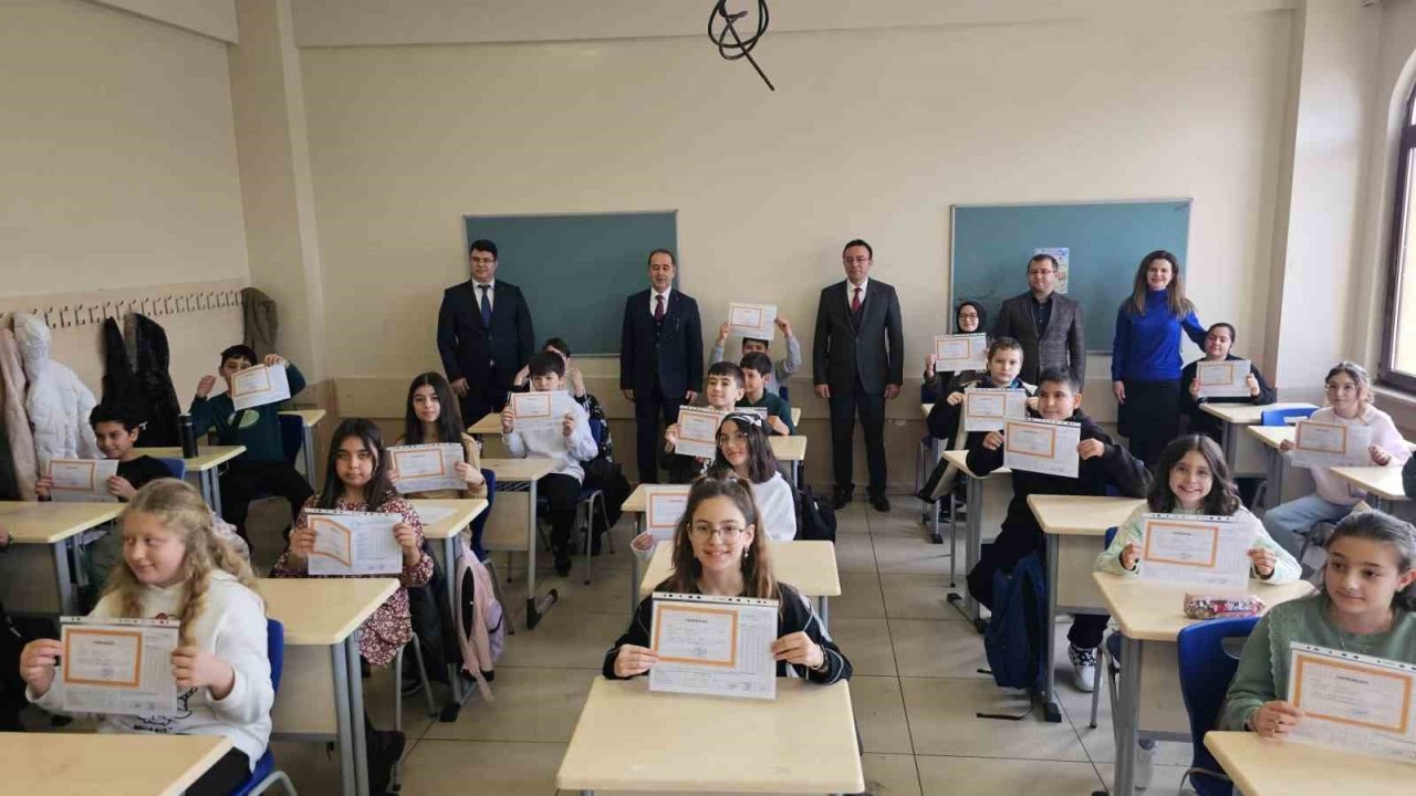 Bandırma’da 28 bin öğrenci yarıyıl tatiline girdi