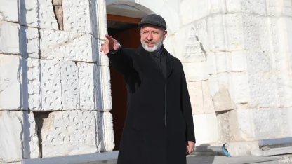 Başkan Çolakbayrakdar: "Ödüllü tarih projelerimiz, Kayseri’nin ilk medresesiyle tanışacak"